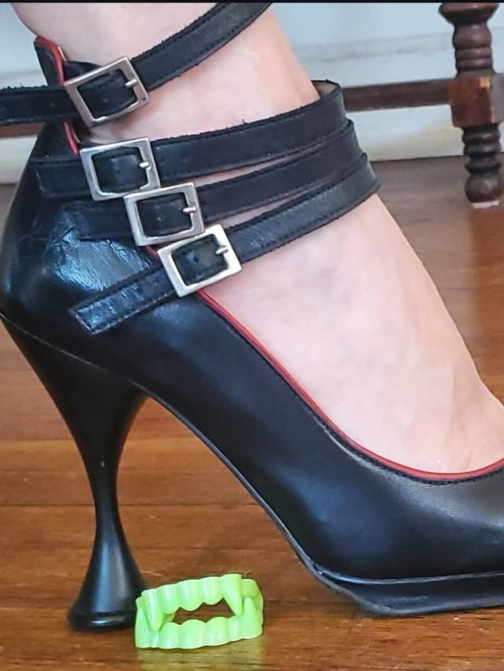 Fluevog Listen Ups Buffy